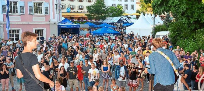 Helfer und Kuchen für Donauquellfest gesucht